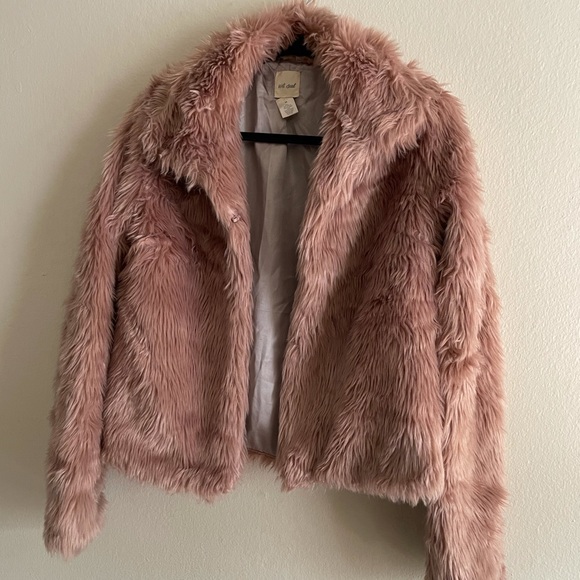 Wetseal mauve fuax fur jacket - Picture 2 of 8